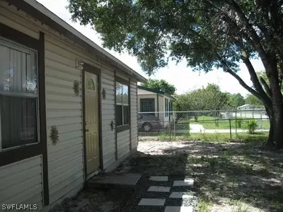 799 Edison Ave, Labelle, FL 33935 photo 1