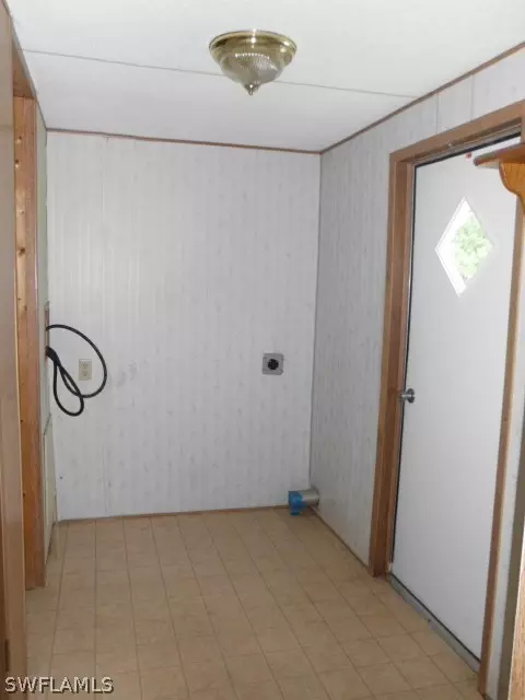 742 Midstate Loop, Clewiston, FL 33440 photo 16