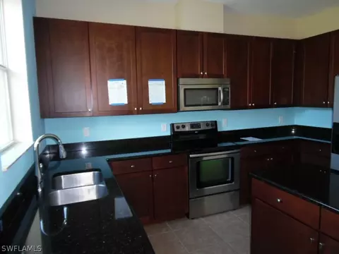 4110 91st Ave E, Parrish, FL 34219 photo 3