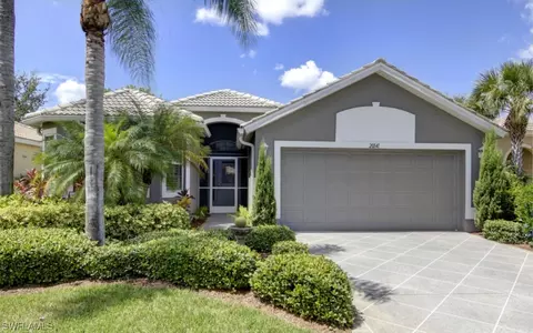 20141 Eagle Glen Way, Estero, FL 33928 photo 1