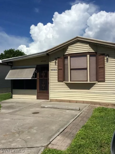 4740 Split Log Ln W, Estero, FL 33928 photo 1