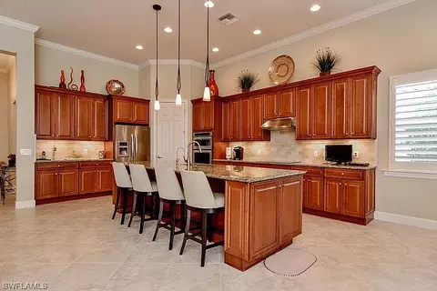 9325 Quarry Dr, Naples, FL 34120 photo 5