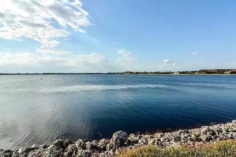 9325 Quarry Dr, Naples, FL 34120 photo 2