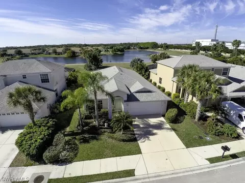 21530 Berwhich Run, Estero, FL 33928 photo 2