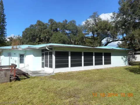 4512 Springview Cir, Labelle, FL 33935 photo 2