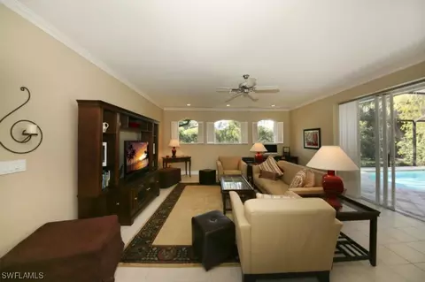 4945 Berkeley Dr, Naples, FL 34112 photo 7