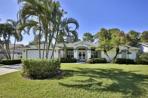 4945 Berkeley Dr, Naples, FL 34112 photo 1