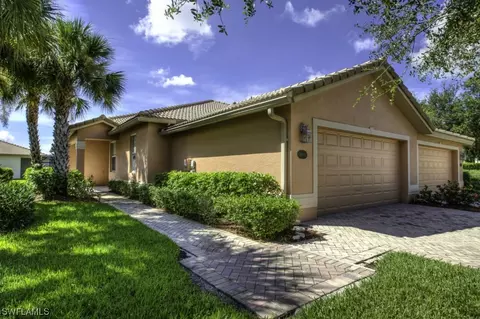 20085 Serre Dr, Estero, FL 33928 photo 2
