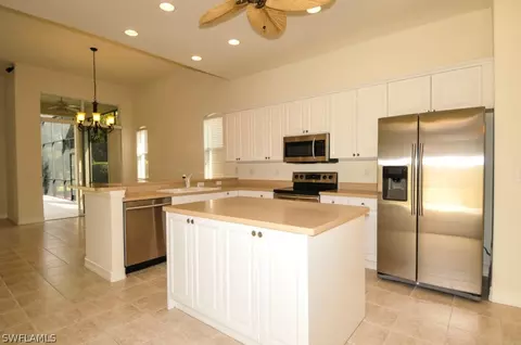 12585 Grandezza Cir, Estero, FL 33928 photo 4