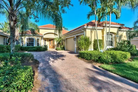 20120 Markward Xing, Estero, FL 33928 photo 2
