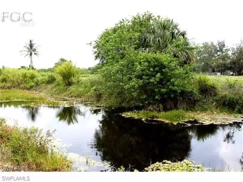 1289 River Rd, Moore Haven, FL 33471 photo 2