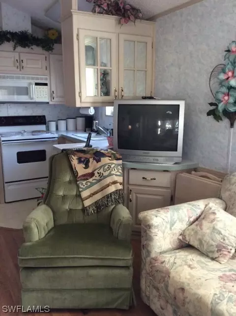 4601 Robert E Lee Blvd E, Estero, FL 33928 photo 4