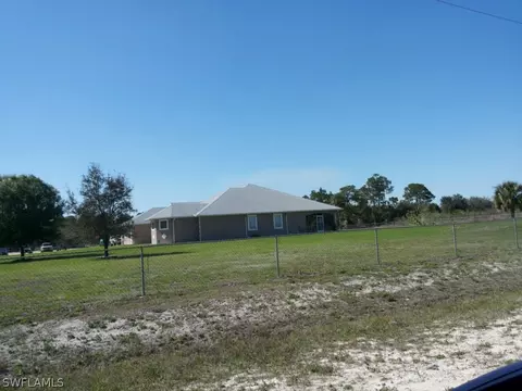 7933 9th Pl, Labelle, FL 33935 photo 5