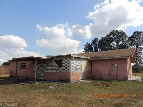 620 Helms Rd, Labelle, FL 33935 photo 2