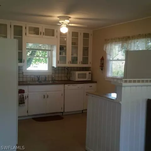 15272 Stringfellow Rd, Bokeelia, FL 33922 photo 10