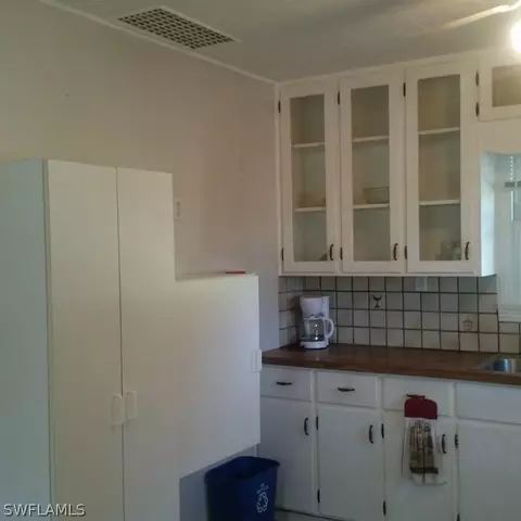 15272 Stringfellow Rd, Bokeelia, FL 33922 photo 12