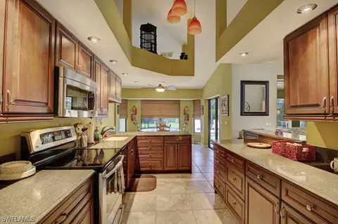 22210 Fairmount Ct, Estero, FL 33928 photo 5