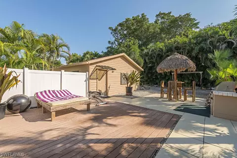 680 Myrtle Rd, Naples, FL 34108 photo 16