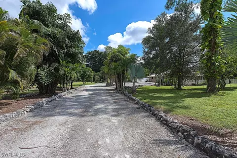 680 Myrtle Rd, Naples, FL 34108 photo 19