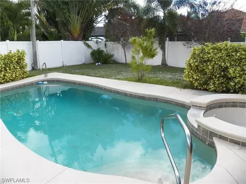 562 108th Ave N, Naples, FL 34108 photo 6