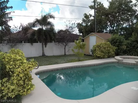 562 108th Ave N, Naples, FL 34108 photo 5