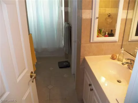 562 108th Ave N, Naples, FL 34108 photo 13