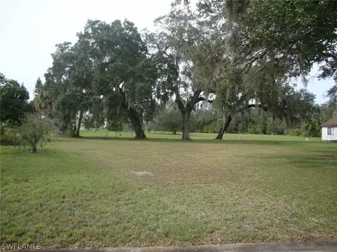 4504 Fire Ct, Labelle, FL 33935 photo 4