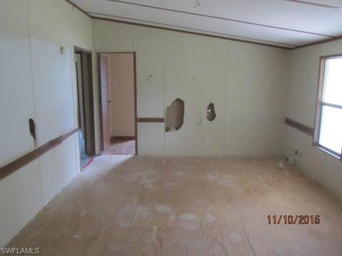 540 Bennett Ave, Labelle, FL 33935 photo 4