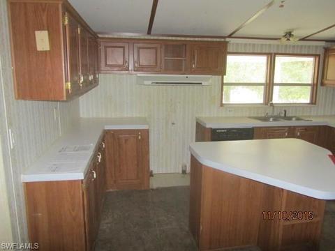540 Bennett Ave, Labelle, FL 33935 photo 2