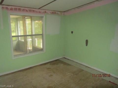 540 Bennett Ave, Labelle, FL 33935 photo 11
