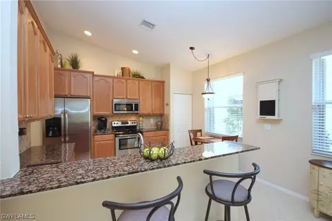 9212 Springview Loop, Estero, FL 33928 photo 4