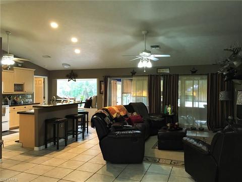 585 Oklahoma Ave, Labelle, FL 33935 photo 9