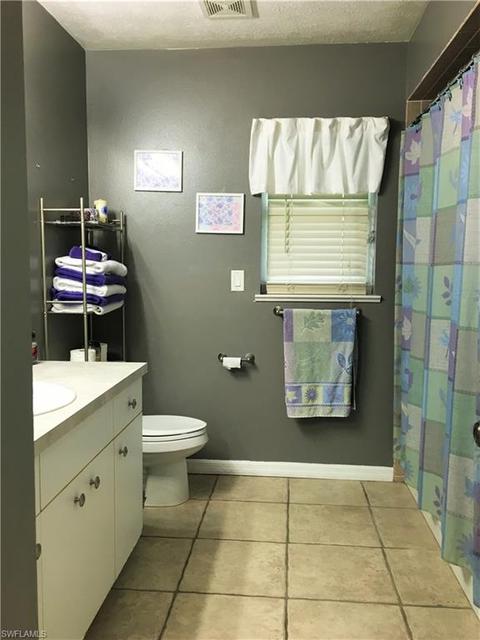 585 Oklahoma Ave, Labelle, FL 33935 photo 8