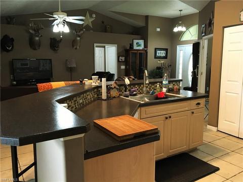 585 Oklahoma Ave, Labelle, FL 33935 photo 16