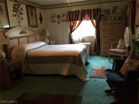 398 5th St, Moore Haven, FL 33471 photo 9