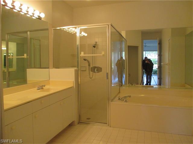 8501 Fairway Bend Dr, Fort Myers, FL 33967 photo 7