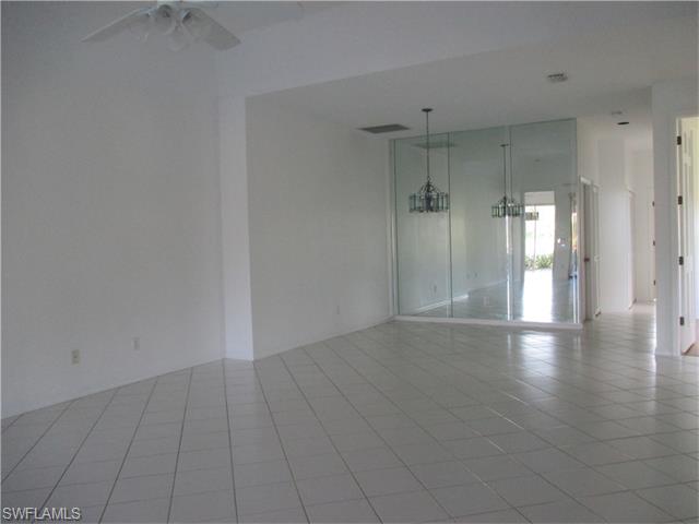 8501 Fairway Bend Dr, Fort Myers, FL 33967 photo 3