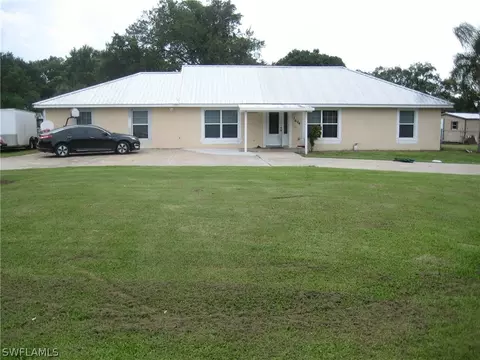 1604 Horseshoe Loop, Moore Haven, FL 33471 photo 1