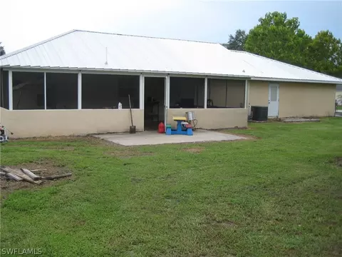1604 Horseshoe Loop, Moore Haven, FL 33471 photo 9