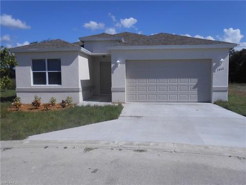 1042 Ford Ct, Immokalee, FL 34142 photo 1