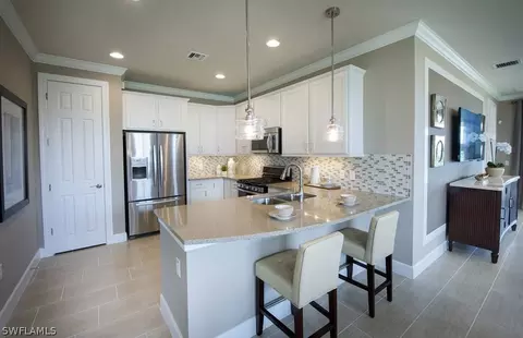 10682 Jackson Square Dr, Estero, FL 33928 photo 4