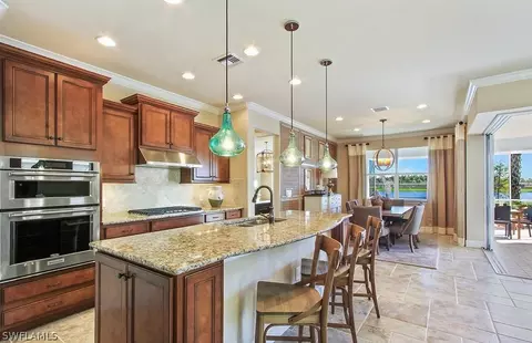 10624 Jackson Square Dr, Estero, FL 33928 photo 3