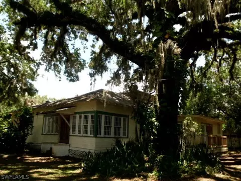 41 Hampton Ave, Labelle, FL 33935 photo 2