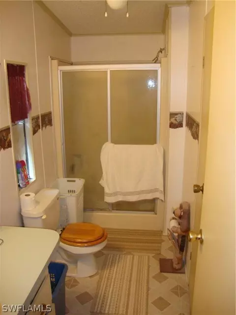561 Bennett Ave, Labelle, FL 33935 photo 8