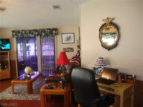 561 Bennett Ave, Labelle, FL 33935 photo 3