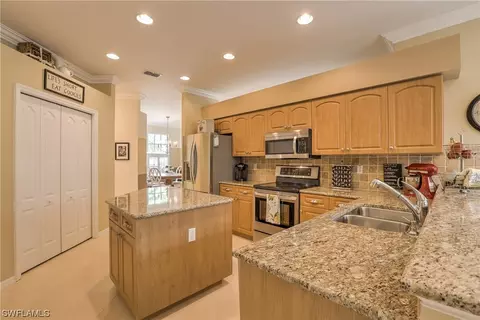 21215 Braxfield Loop, Estero, FL 33928 photo 5