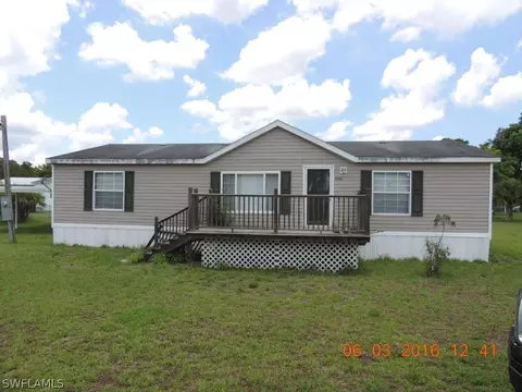 1350 Riverview Dr, Moore Haven, FL 33471 photo 1