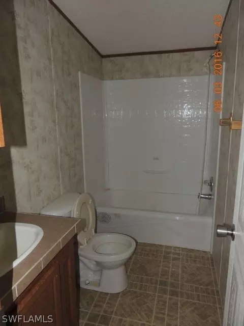 1350 Riverview Dr, Moore Haven, FL 33471 photo 7