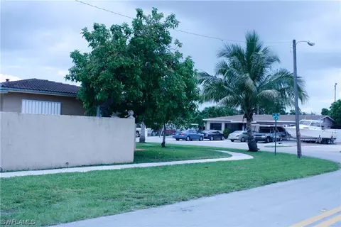 450 W 36th Pl, Hialeah, FL 33012 photo 4