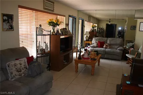 450 W 36th Pl, Hialeah, FL 33012 photo 8